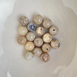 Afrikanischer Opal beige